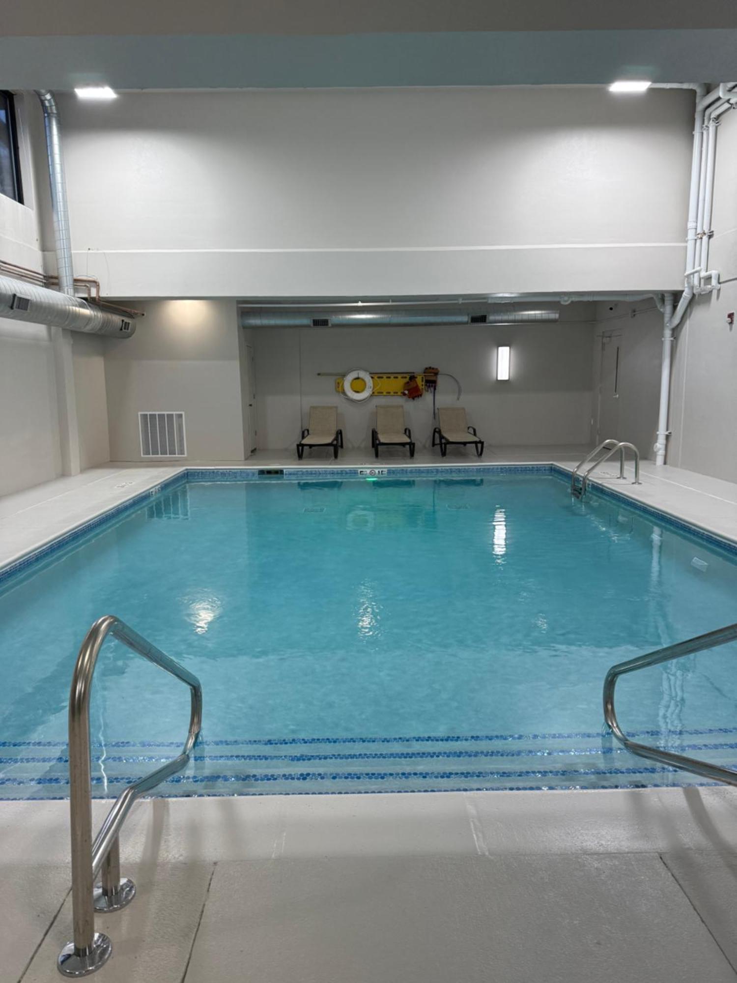 Beachfront Hotel Houghton Lake Εξωτερικό φωτογραφία