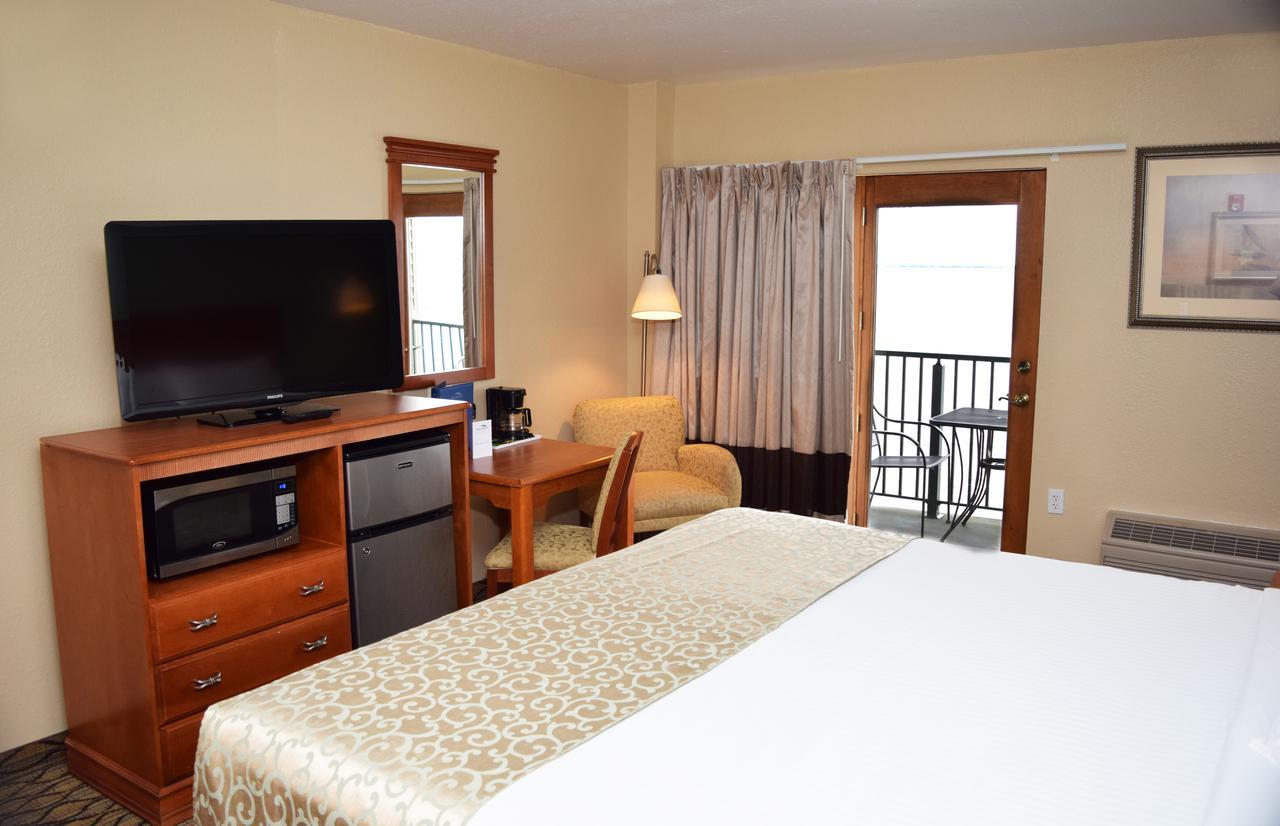 Beachfront Hotel Houghton Lake Εξωτερικό φωτογραφία