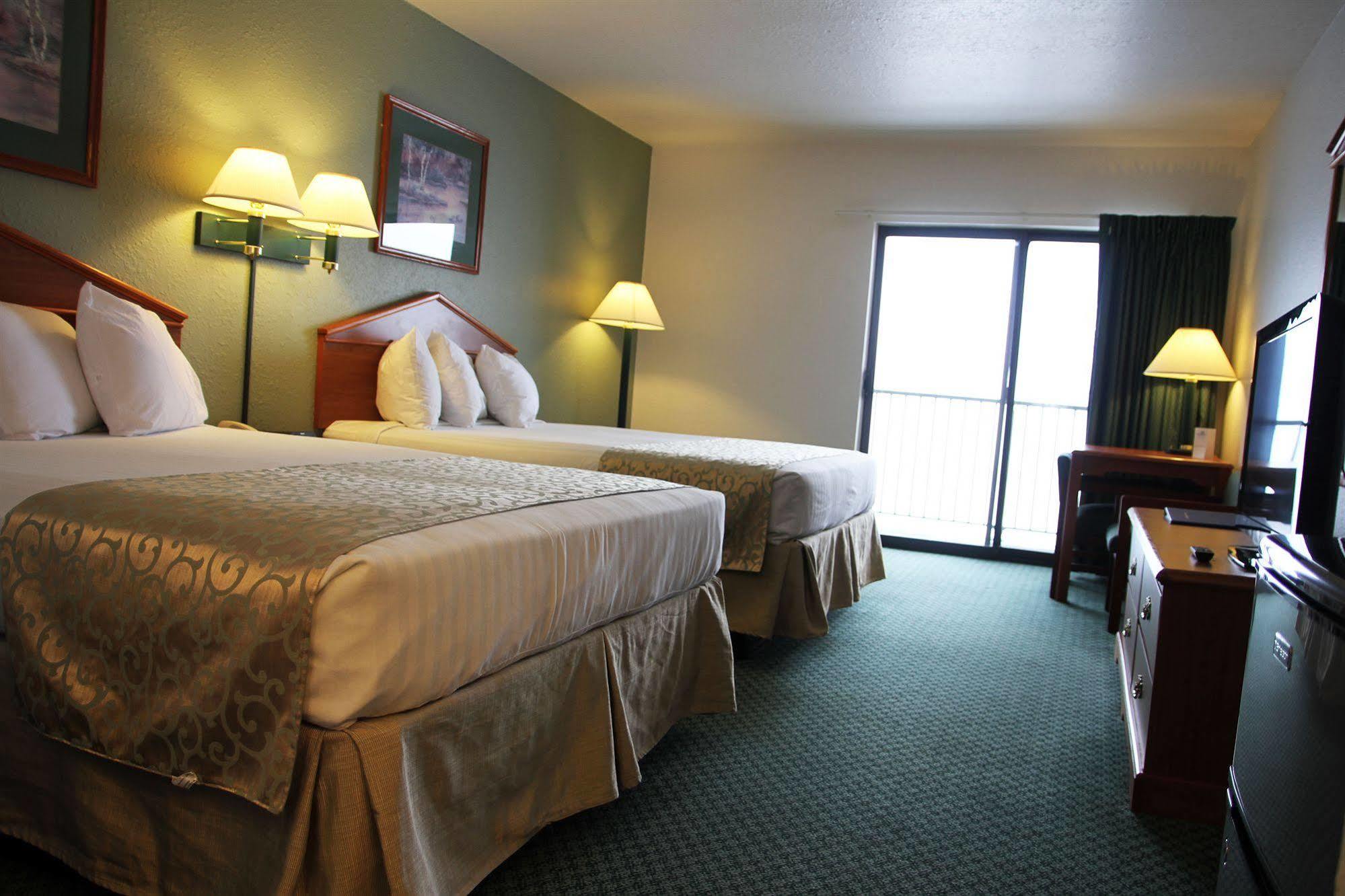 Beachfront Hotel Houghton Lake Εξωτερικό φωτογραφία